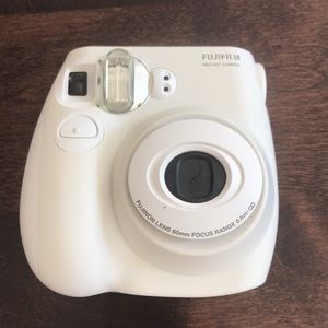 Fuji Instax Mini 7S Instant Camera & Case